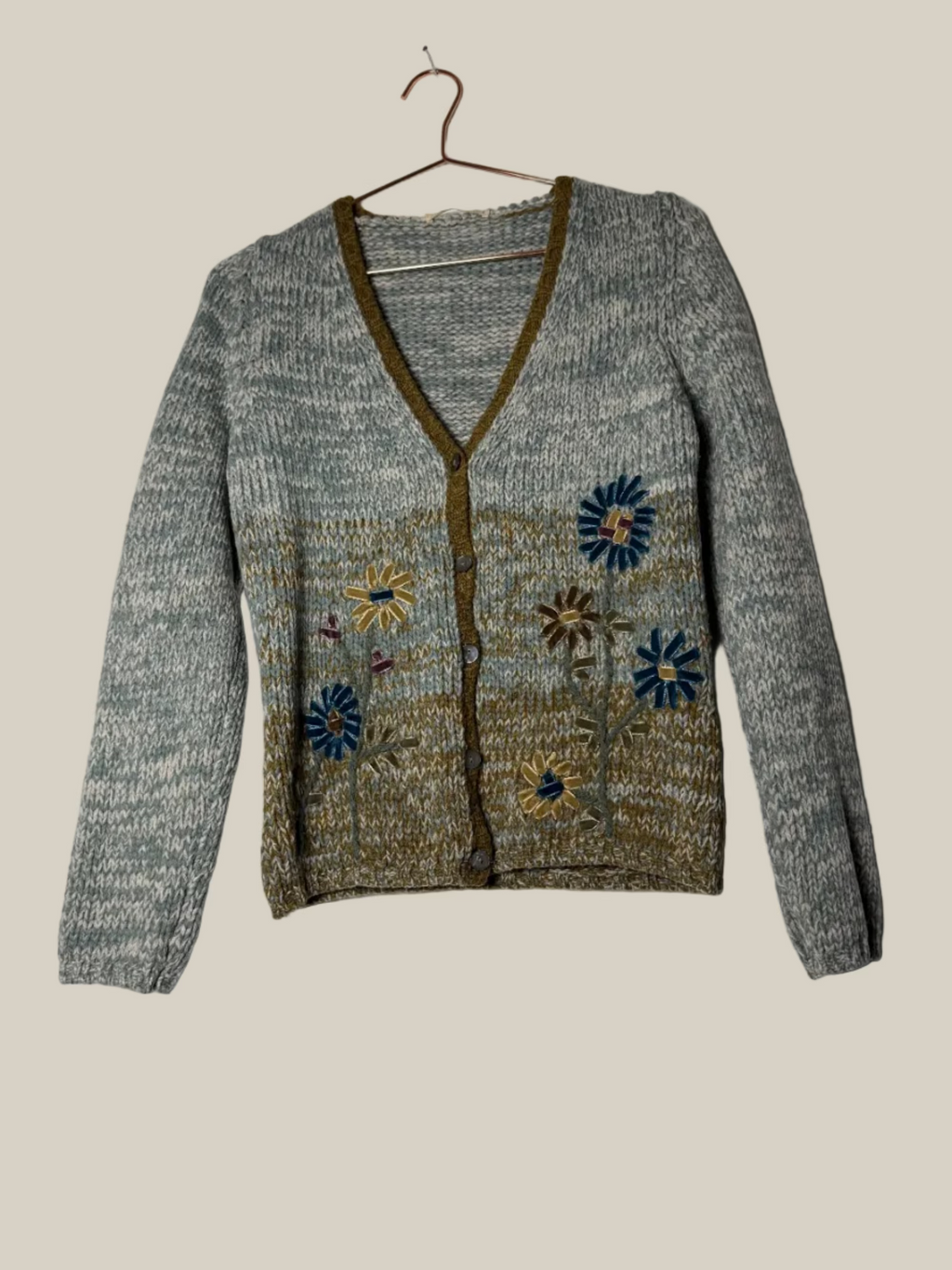 DorotheeSchumacher_Cardigan_BabyMerino_ Second Hand mit Stickerei