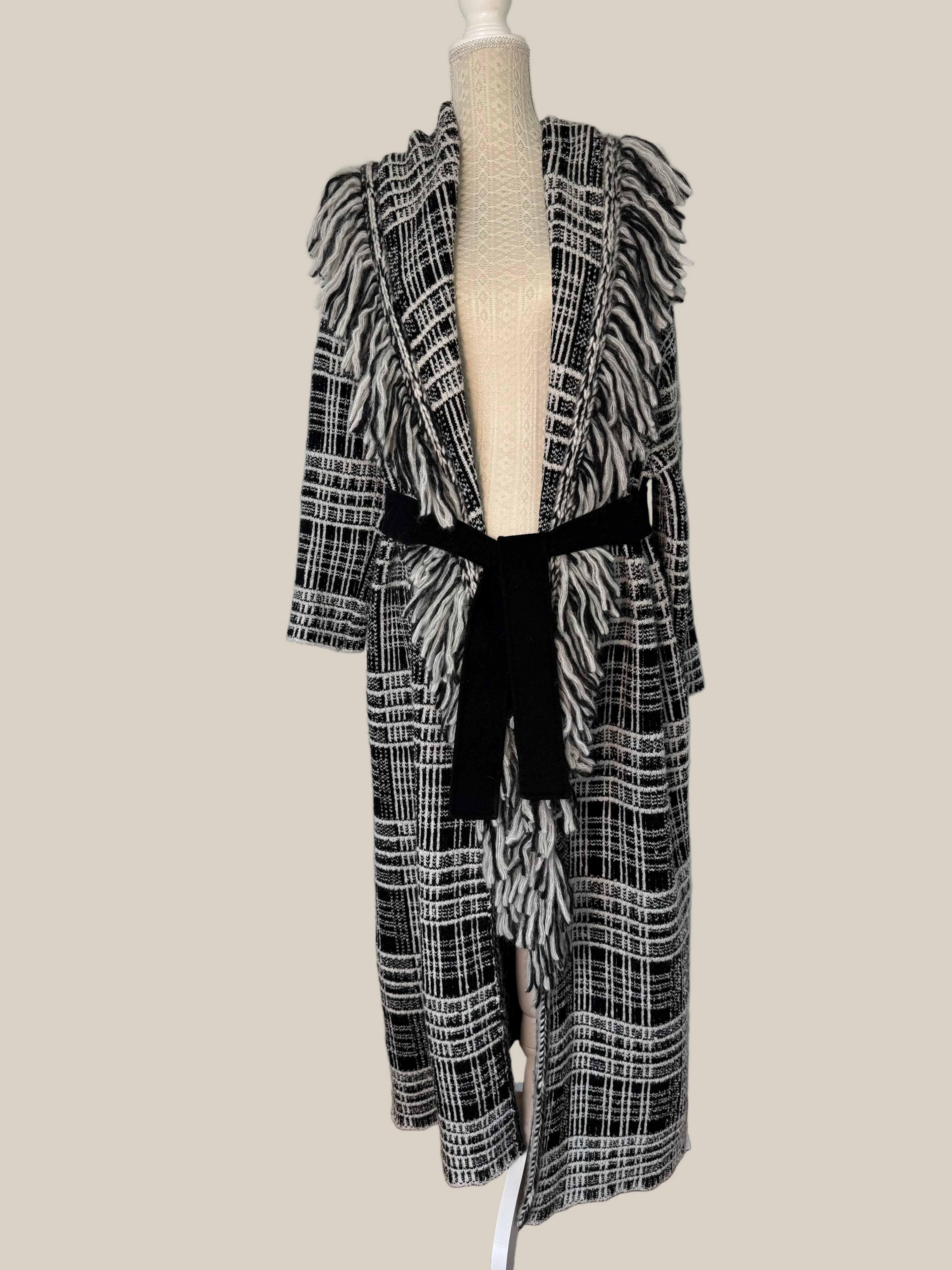 Stickmantel Fransen Dorothee Schumacher neuwertig Second Hand Alpaka Wolle