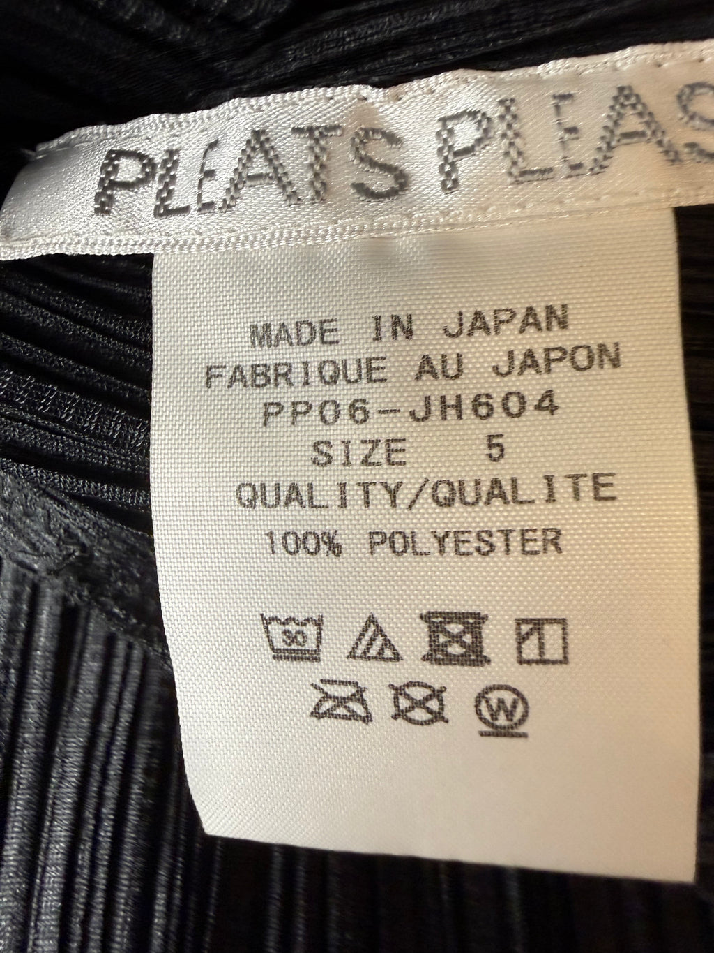 Pleats Please Issey Miyake Kleid Plissee schwarz neuwertig Gr. 5 Second Hand