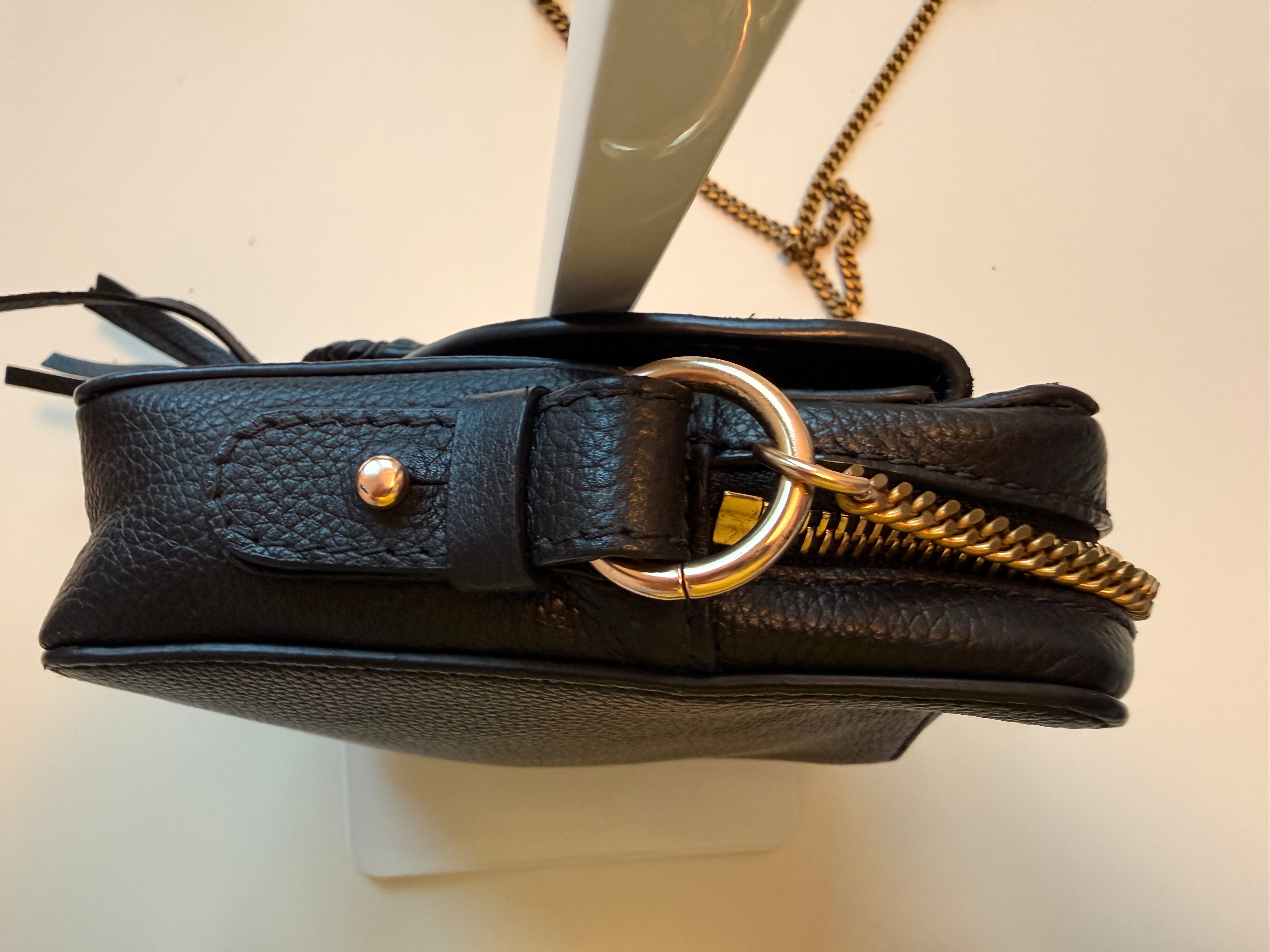 SeebyChloe_CameraBag_schwarzGold Second Hand