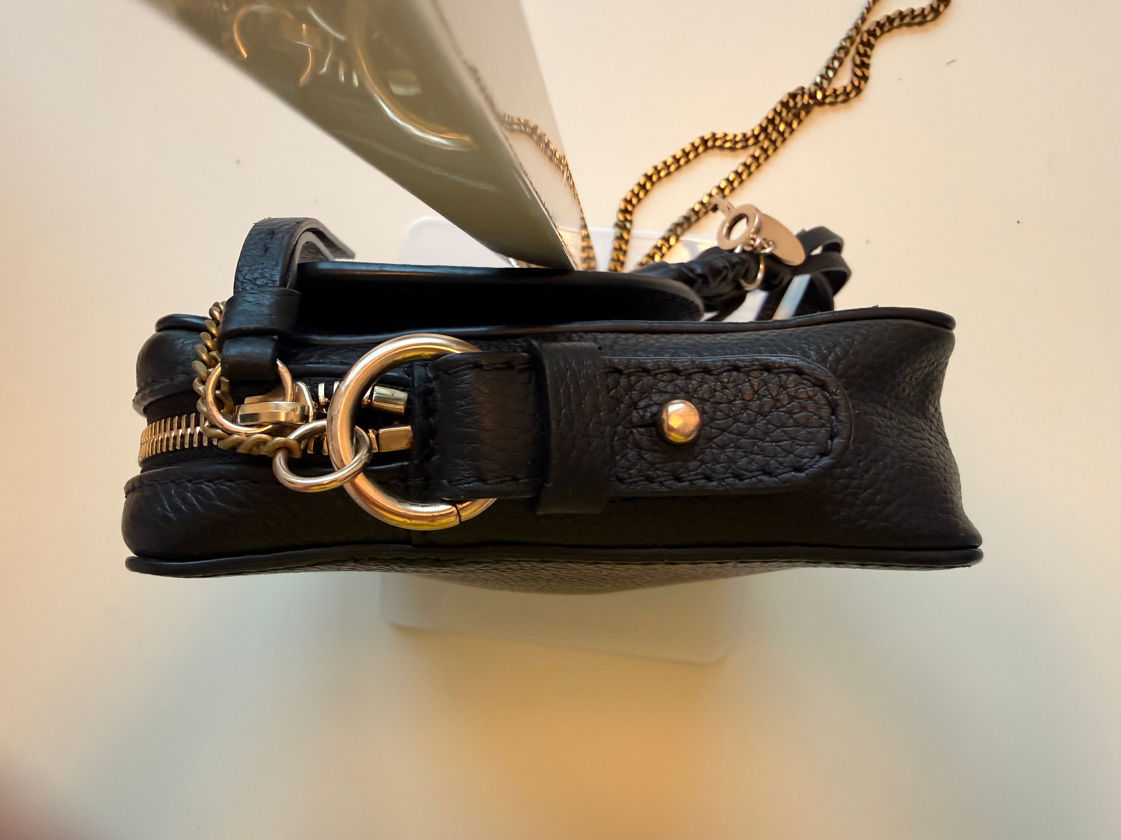 SeebyChloe_CameraBag_schwarzGold Second Hand