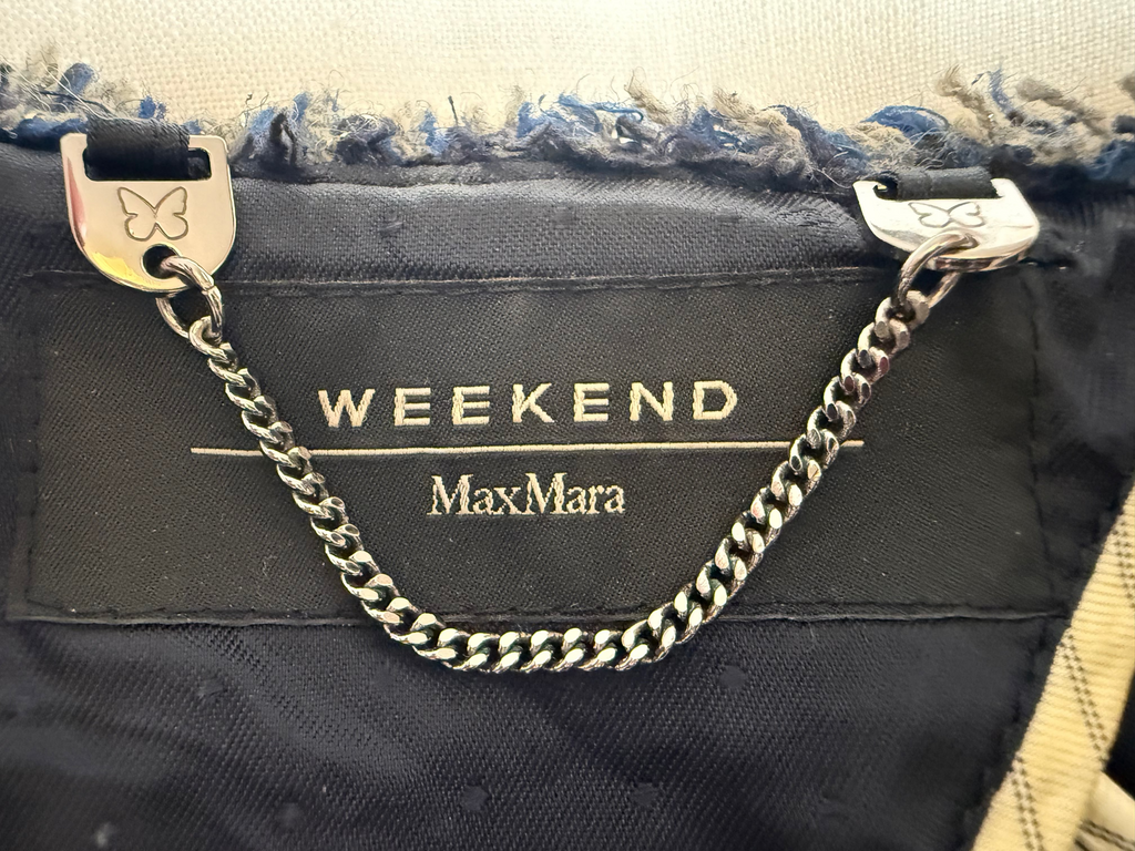 Weekend_MaxMara_Boucle_Jacke_ Second Hand Marine Gr. 42